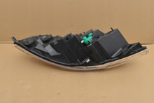 Laden Sie das Bild in den Galerie-Viewer, Frontscheinwerfer Renault Master 260108490R Rechts Scheinwerfer Headlight SCH2816439408wg