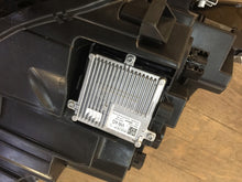 Load image into Gallery viewer, Frontscheinwerfer VW Golf VIII 5H1941005 5H1194006 Ein Stück (Rechts oder Links) SCH2010428187kd