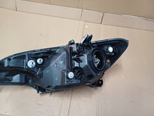Laden Sie das Bild in den Galerie-Viewer, Frontscheinwerfer Honda Jazz IV Rechts Scheinwerfer Headlight SCH7169002959ap