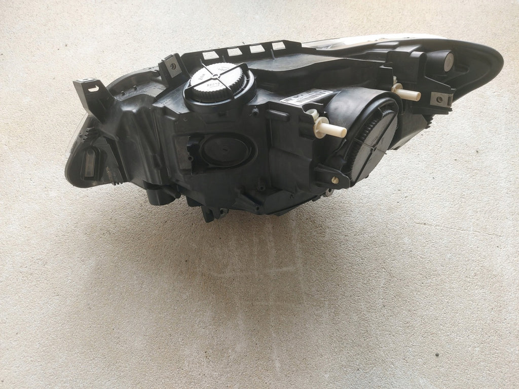 Frontscheinwerfer BMW F22 F23 7304462 Rechts Scheinwerfer Headlight SCH7660845338xa