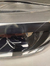 Laden Sie das Bild in den Galerie-Viewer, Frontscheinwerfer Skoda Superb III 3V1941015B LED Links Scheinwerfer Headlight