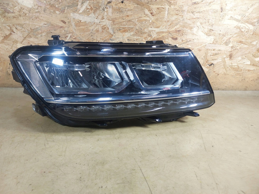 Frontscheinwerfer VW Tiguan 5NB941036 LED Rechts Scheinwerfer Headlight