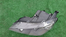 Load image into Gallery viewer, Frontscheinwerfer BMW X5 E70 7221895 Xenon Links Scheinwerfer Headlight SCH3703516574hk