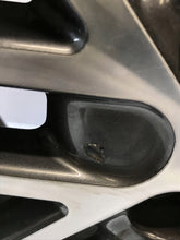 Laden Sie das Bild in den Galerie-Viewer, 1x Alufelge 17 Zoll 6.5&quot; 4x100 49ET Glanz Grau 52910-H8300 Kia Rio Mg Rim Wheel