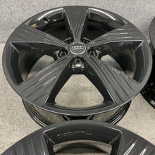 Laden Sie das Bild in den Galerie-Viewer, 4x Alufelge 19 Zoll 8.0" 5x112 45ET Glanz Schwarz 89A601025B Audi E-Tron FEL6026317354nq