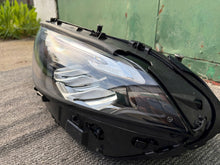 Laden Sie das Bild in den Galerie-Viewer, Frontscheinwerfer Mercedes-Benz W177 A1779062106 Links Scheinwerfer Headlight SCH9351094576tm