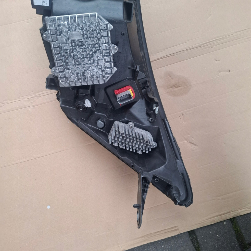 Frontscheinwerfer Iveco Daily IV 05802711800 05802711799 Ein Satz Headlight SCH7417390336vh