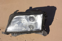 Laden Sie das Bild in den Galerie-Viewer, Frontscheinwerfer Audi A6 C4 Links Scheinwerfer Headlight