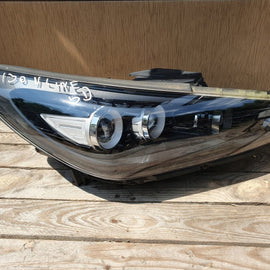 Frontscheinwerfer Hyundai I30 III G4921-22040 Rechts Scheinwerfer Headlight SCH9581186009yw