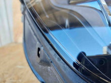 Laden Sie das Bild in den Galerie-Viewer, Frontscheinwerfer Mercedes-Benz Gle A1679065608 Ein Stück (Rechts oder Links)