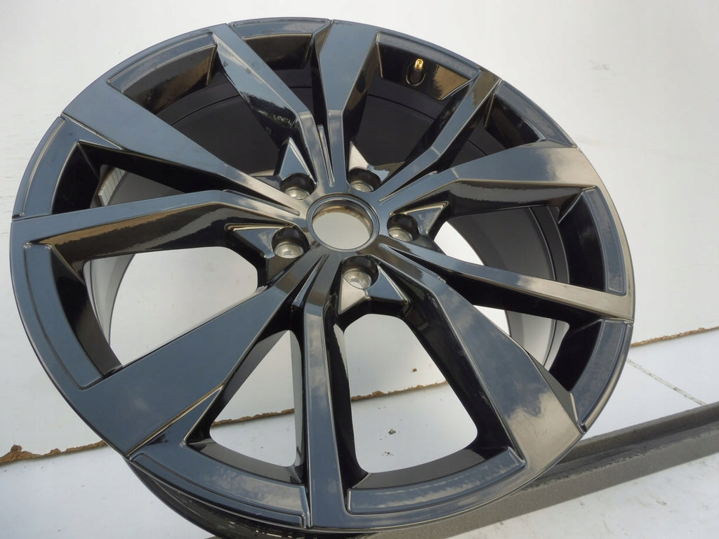 1x Alufelge 19 Zoll 8.0" 5x112 47ET 2GA601025A VW T-Roc Rim Wheel FEL5193961942cp