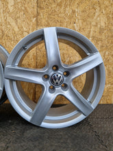 Laden Sie das Bild in den Galerie-Viewer, 4x Alufelge 18 Zoll 7.5" 5x112 39ET Glanz Silber 52176 VW I Rim Wheel FEL1506238839ya