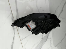 Laden Sie das Bild in den Galerie-Viewer, Frontscheinwerfer Land Rover Sport Discovery L550 FL72-13W029-EE LED Rechts SCH8344368837cz