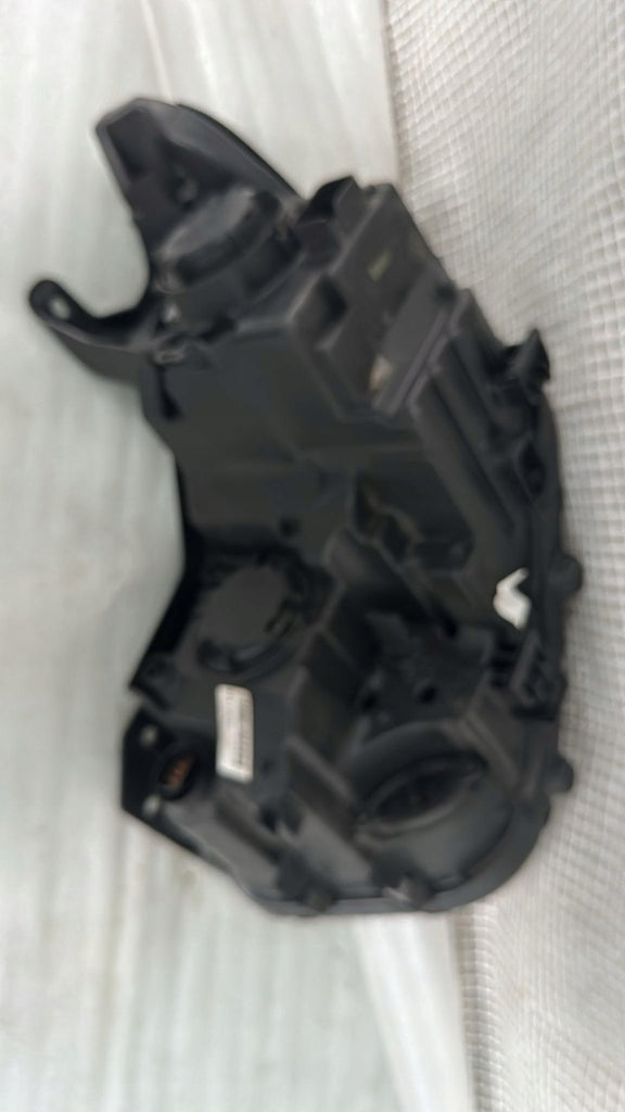 Frontscheinwerfer Hyundai H1 92102-4H610 Rechts Scheinwerfer Headlight