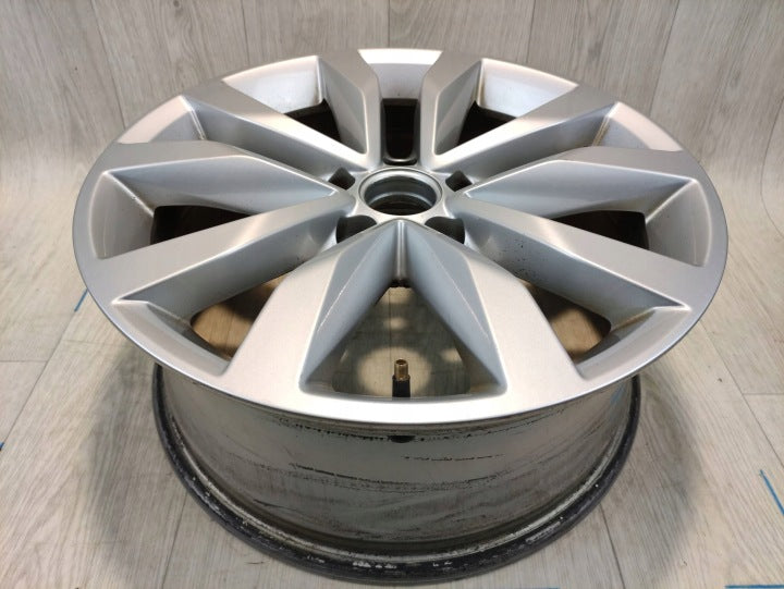 1x Alufelge 17 Zoll 5C0601025F VW Beetle Rim Wheel FEL8070753586di