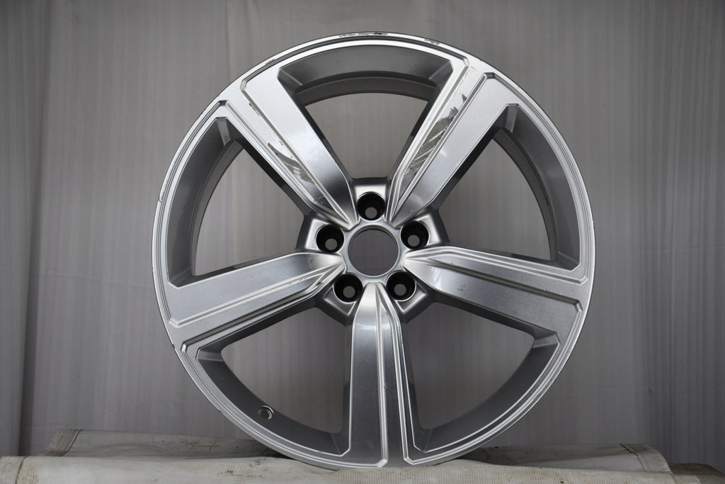 1x Alufelge 20 Zoll 9.0" 5x112 38ET Glanz Silber 4KE601025S Audi E-Tron FEL4515067648aa
