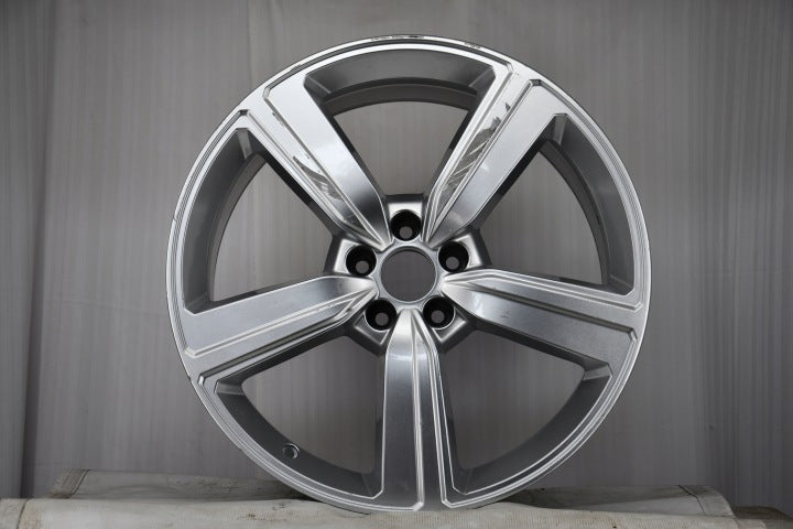 1x Alufelge 20 Zoll 9.0" 5x112 38ET Glanz Silber 4KE601025S Audi E-Tron FEL4515067648aa