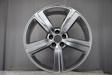 Laden Sie das Bild in den Galerie-Viewer, 1x Alufelge 20 Zoll 9.0" 5x112 38ET Glanz Silber 4KE601025S Audi E-Tron FEL4515067648aa