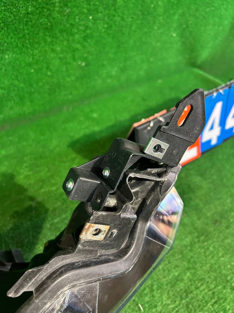 Frontscheinwerfer Toyota C-Hr 200443963 81110F4280 Rechts Scheinwerfer Headlight SCH3025187789as