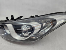 Laden Sie das Bild in den Galerie-Viewer, Frontscheinwerfer Hyundai I30 92101-A6020 LED Links Scheinwerfer Headlight