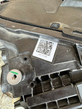 Laden Sie das Bild in den Galerie-Viewer, Frontscheinwerfer Mercedes-Benz Cla A1189061301 LED Links Scheinwerfer Headlight SCH5675990550sk