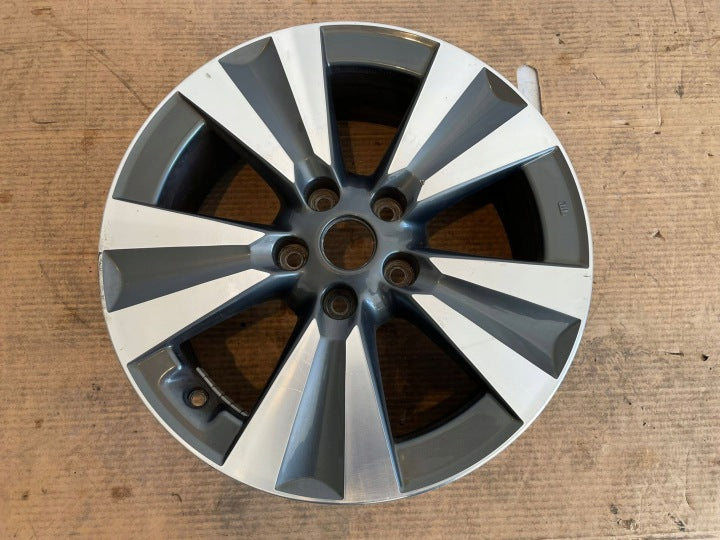 1x Alufelge 17 Zoll 6.5" 5x114.3 45ET Glanz N50701 Nissan Pulsar Rim Wheel FEL8992505528bj