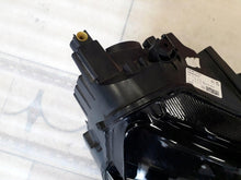Laden Sie das Bild in den Galerie-Viewer, Frontscheinwerfer Skoda Karoq 57B941016A Rechts Scheinwerfer Headlight SCH3913185832tw