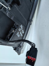 Load image into Gallery viewer, Frontscheinwerfer Volvo Xc60 30763136 Xenon Rechts Scheinwerfer Headlight SCH2867897117xg