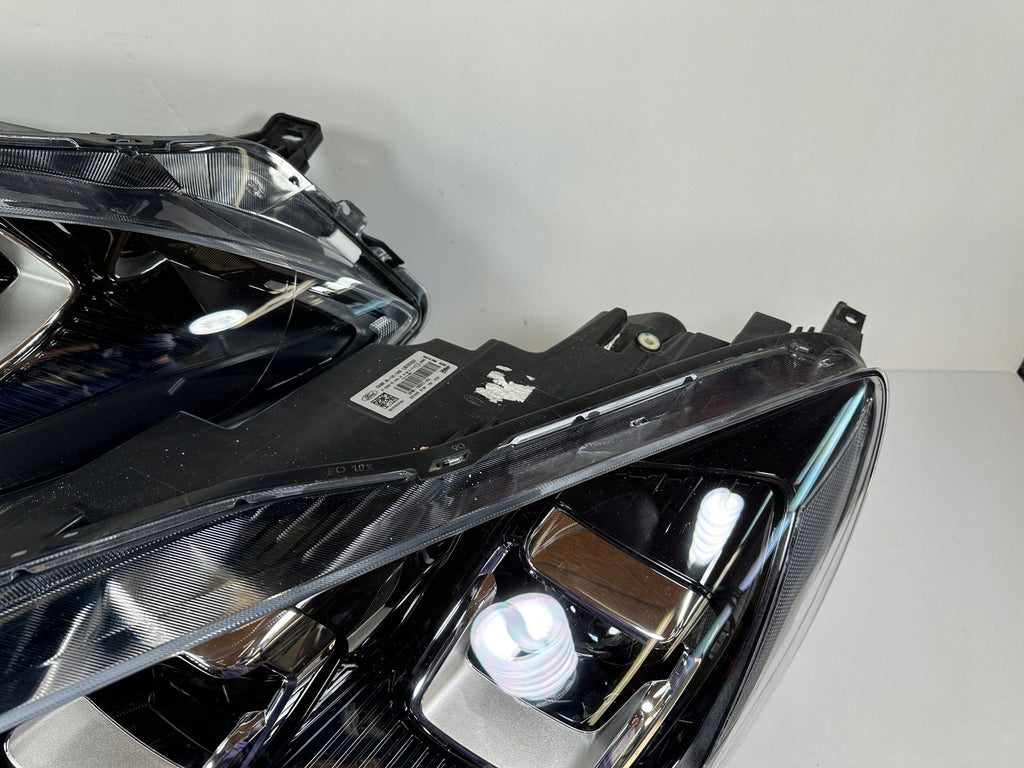 Frontscheinwerfer Ford Kuga LV4B-13E017-AJ LV4B-13E016-AJ Rechts oder Links SCH6596002032nj