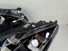 Load image into Gallery viewer, Frontscheinwerfer Ford Kuga LV4B-13E017-AJ LV4B-13E016-AJ Ein Satz Headlight SCH6596002032nj