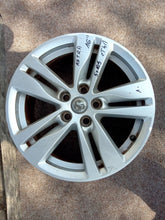 Laden Sie das Bild in den Galerie-Viewer, 1x Alufelge 16 Zoll 5x105 41ET 39024544 Opel Astra K Rim Wheel FEL1567883114xi