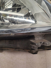 Load image into Gallery viewer, Frontscheinwerfer Toyota Prius Rechts Scheinwerfer Headlight SCH7533323473vn