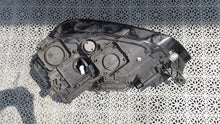 Load image into Gallery viewer, Frontscheinwerfer VW Golf Sportsvan 517941032B Xenon Rechts Headlight SCH8101899771je