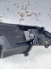 Laden Sie das Bild in den Galerie-Viewer, Frontscheinwerfer Mitsubishi Space Star 8301D445 Links Scheinwerfer Headlight