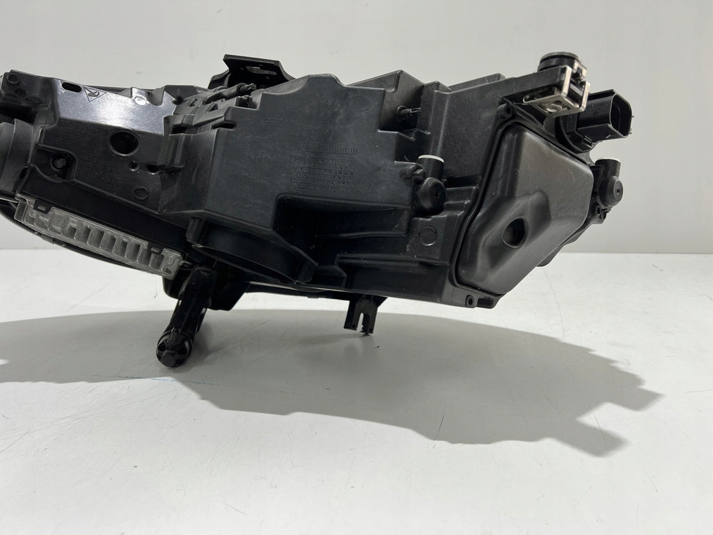 Frontscheinwerfer Audi A4 8W0941036J LED Ein Stück (Rechts oder Links) Headlight