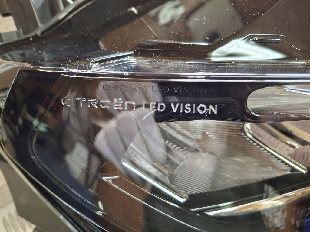 Frontscheinwerfer Citroën C3 9851349080 LED Ein Stück (Rechts oder Links) SCH2369622923mr