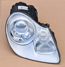 Laden Sie das Bild in den Galerie-Viewer, Frontscheinwerfer Porsche Cayenne 7L5941006R Xenon Rechts Scheinwerfer Headlight SCH3443676228sa