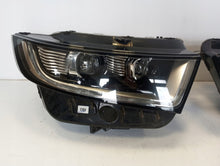 Laden Sie das Bild in den Galerie-Viewer, Frontscheinwerfer Ford FK7B-13W030-CG FK7B-13W029-CG Full LED Rechts oder Links SCH3253942027xy