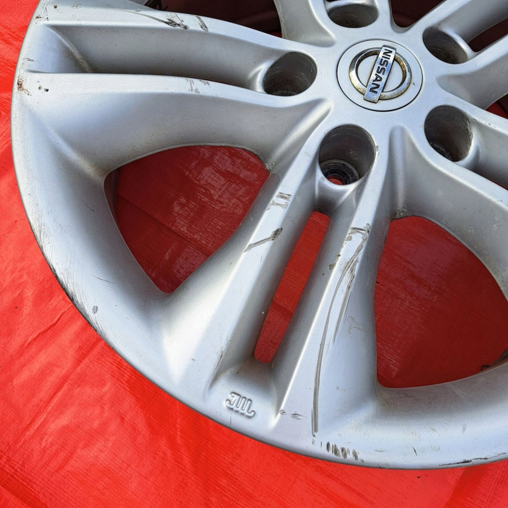 1x Alufelge 17 Zoll 6.5" 5x114.3 40ET Nissan Rogue Rim Wheel FEL2521505895dw