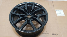 Laden Sie das Bild in den Galerie-Viewer, 1x Alufelge 19 Zoll 9.0" 5x112 42ET 8747305 BMW 4 G22 Rim Wheel FEL9017423904mj