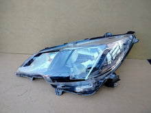 Laden Sie das Bild in den Galerie-Viewer, Frontscheinwerfer Mitsubishi Space Star 8301D445 Links Scheinwerfer Headlight