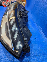 Laden Sie das Bild in den Galerie-Viewer, Frontscheinwerfer Audi A4 8W0941034D Rechts Scheinwerfer Headlight SCH1411474927vk