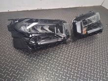 Load image into Gallery viewer, Frontscheinwerfer Citroën I 9851349080 Ein Satz Scheinwerfer Headlight SCH1773318357ua