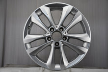 Load image into Gallery viewer, 1x Alufelge 17 Zoll 7.0" 5x112 48 5ET A2054018000 Mercedes-Benz A205 Rim Wheel FEL2966666582bk