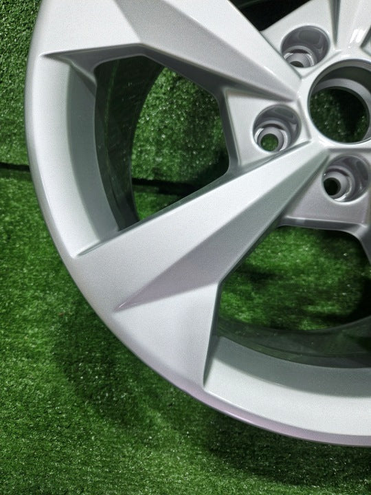 1x Alufelge 18 Zoll 8.0" 5x112 8Y0601025J Audi Rim Wheel FEL2104268409cu