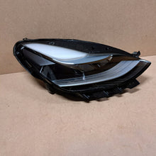 Laden Sie das Bild in den Galerie-Viewer, Frontscheinwerfer Tesla Model 3 151495300D LED Rechts Scheinwerfer Headlight