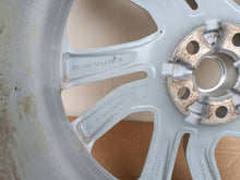 Load image into Gallery viewer, 1x Alufelge 20 Zoll 8.0" 5x108 45ET FK72-1007-FB Land Rover Range Rim Wheel FEL7214361570ah