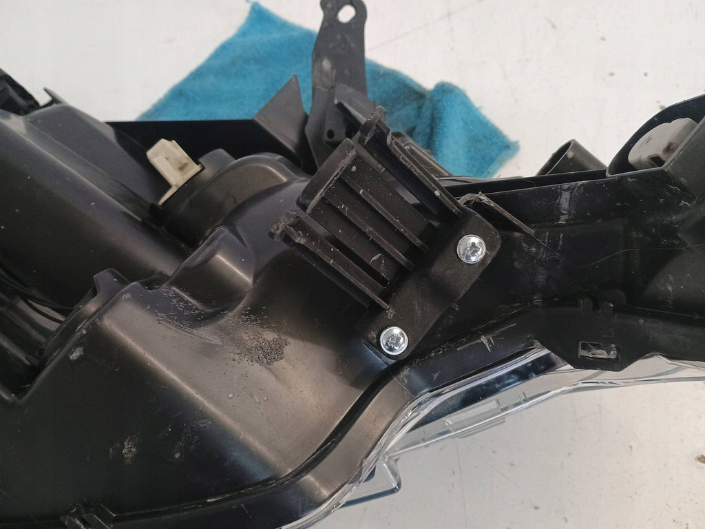 Frontscheinwerfer Peugeot 108 811500H150 90026268 Links Scheinwerfer Headlight SCH8756139840qk