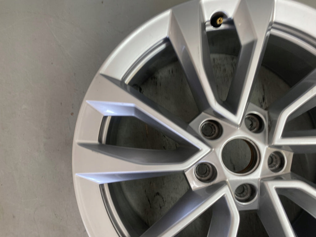 1x Alufelge 18 Zoll 7.0" 5x112 45ET Glanz Schwarz 57A601025AS Skoda Karoq FEL7981913729vf