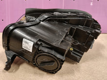 Laden Sie das Bild in den Galerie-Viewer, Frontscheinwerfer Mercedes-Benz W166 A1668202261 Rechts Scheinwerfer Headlight SCH9251146171nz